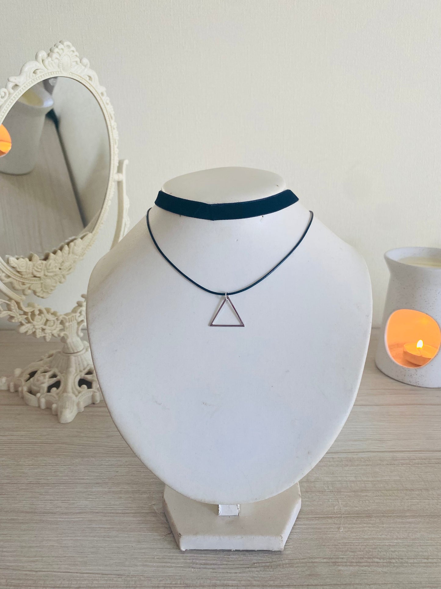 Choker: Triangulo Grueso