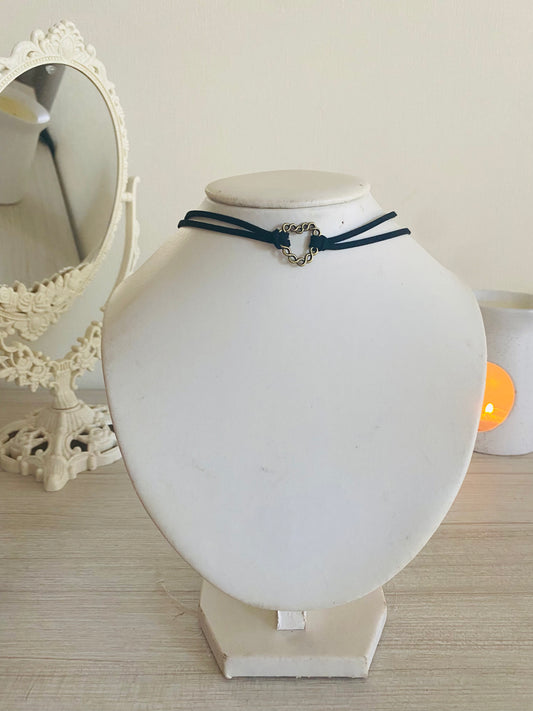 Choker: Corazon en Cadena